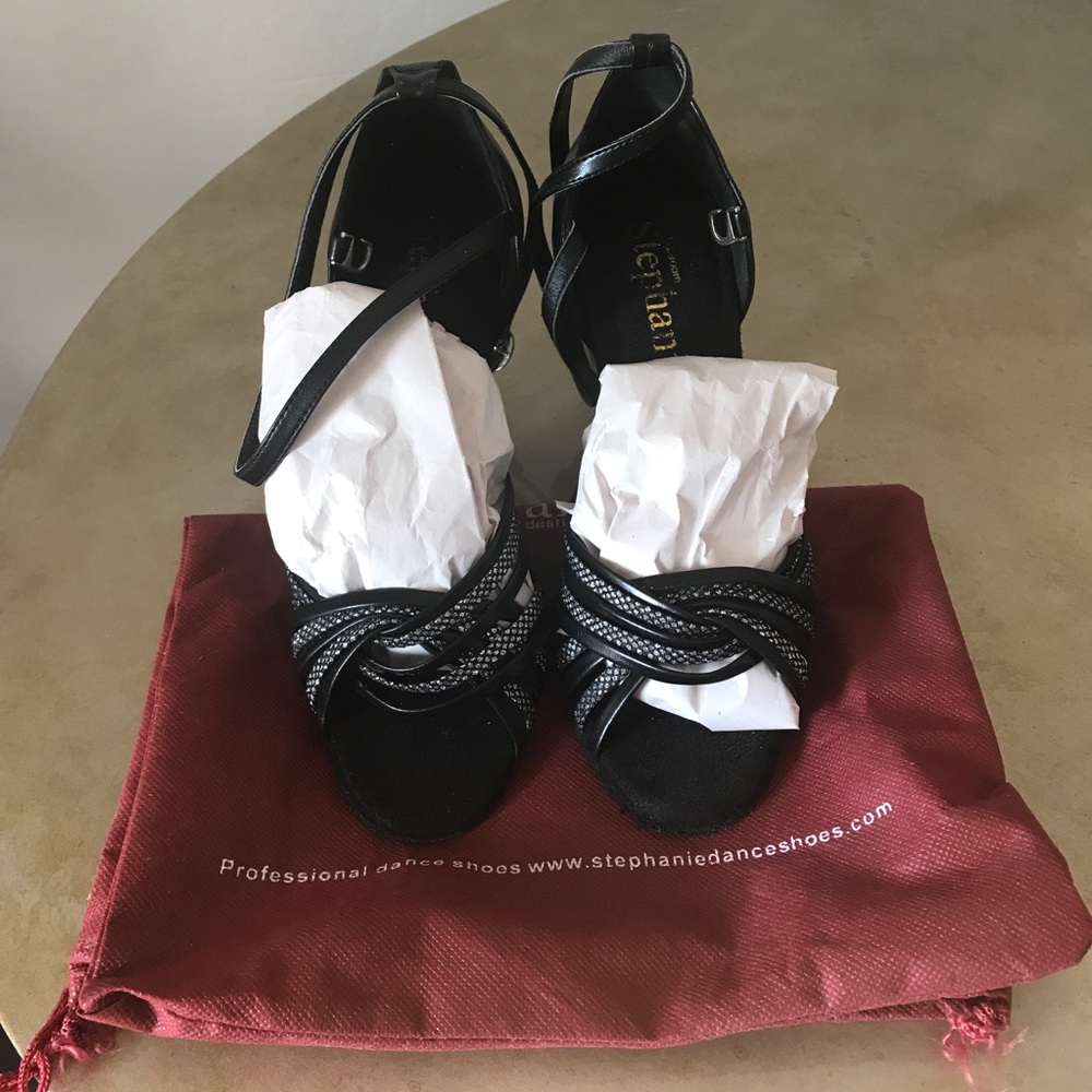 Black dancing shoes